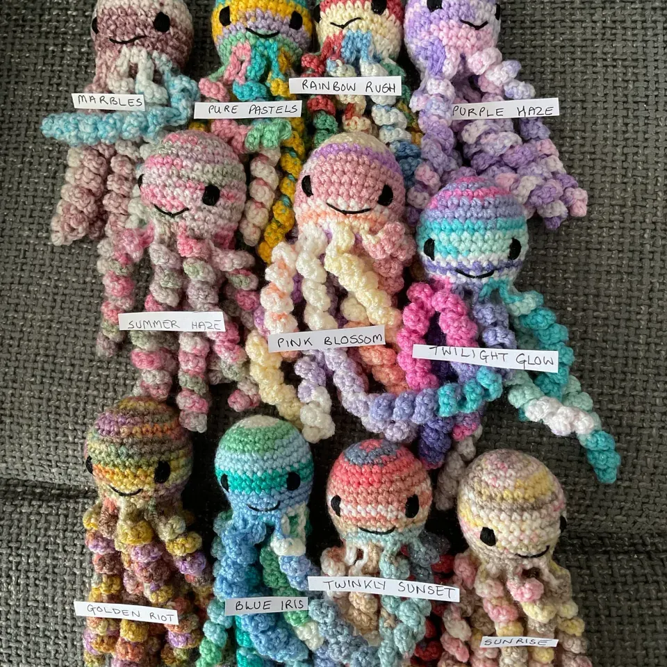 Crochet octopus for cats with catnip