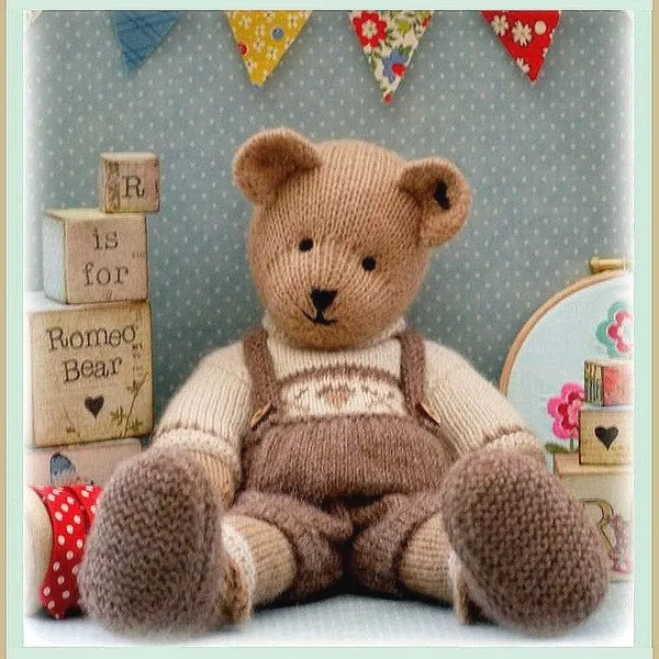 Romeo Bear Knitting Pattern