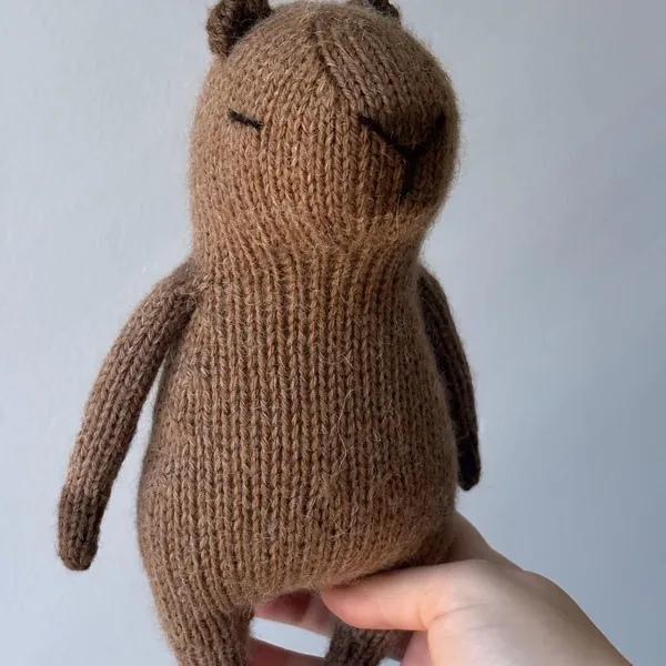 Fofo Capybara Knitting Pattern