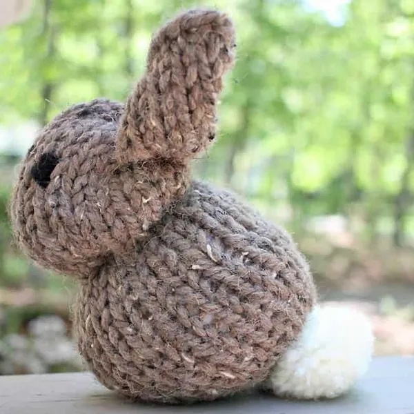 One Square Stuffed Bunny Knitting Pattern