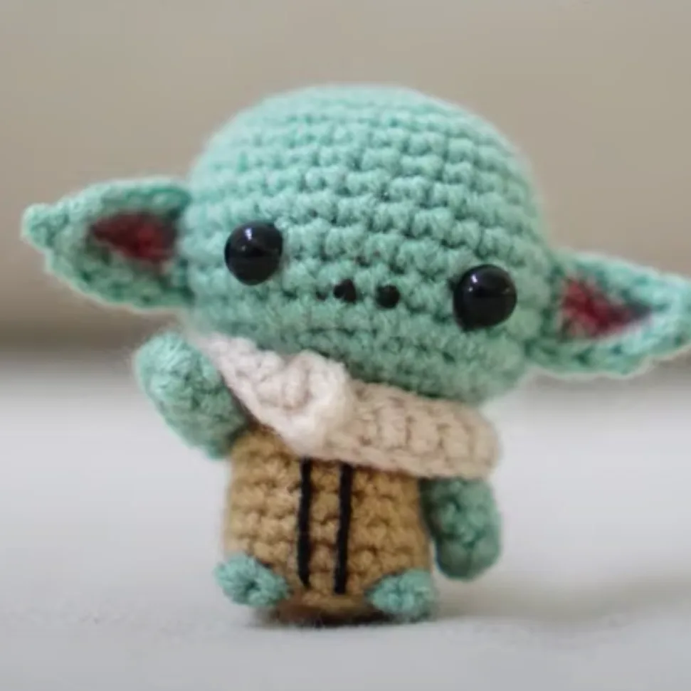 Keychain-Size Baby Yoda (Video Tutorial)