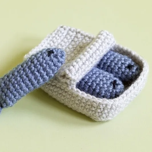 Amigurumi Sardines Cat Toy