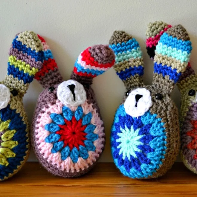 Nibble Nibble, Hop Hop