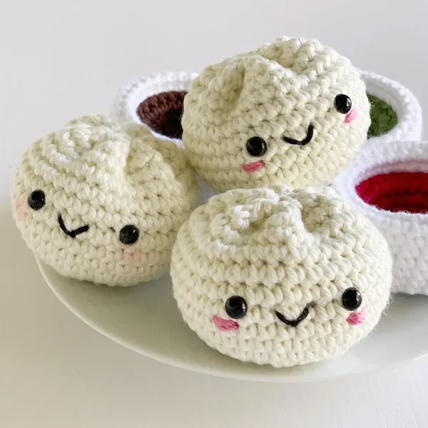 Steamed Bun and Dipping Sauce