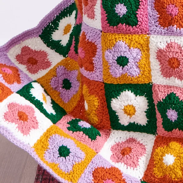 Field Of Daisies Blanket
